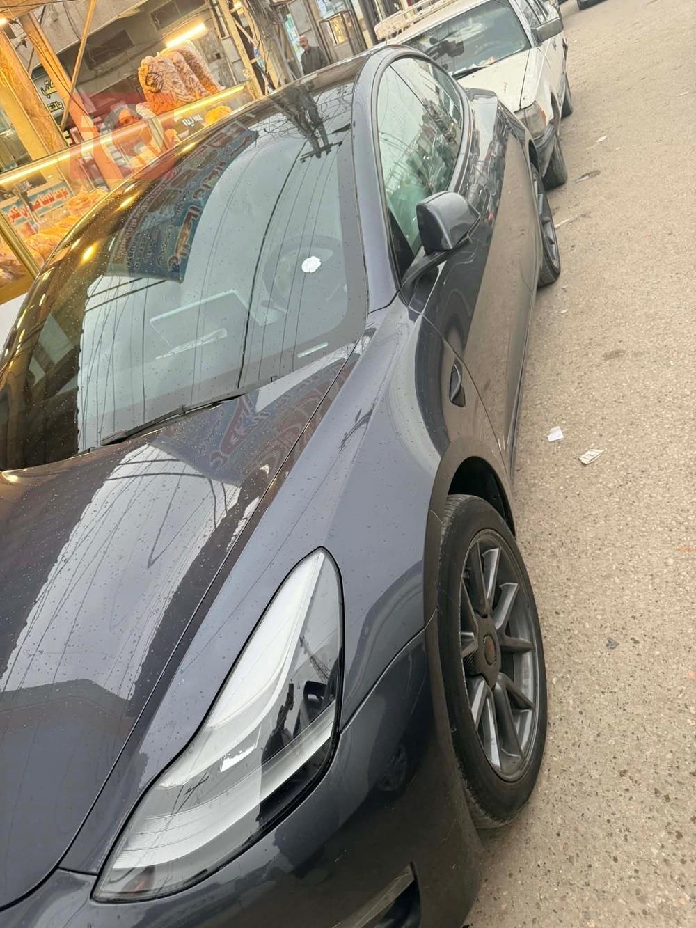 تسلا موديل 3